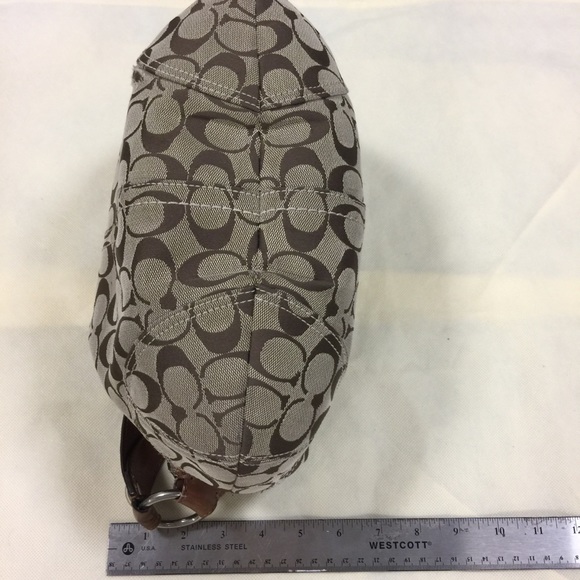 Classic coach handbag in two tone brown - Picture 5 of 8